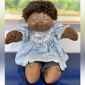 Cabbage Patch Kids CPK Girl Doll African American Brown Hair Eyes Vintage 80s